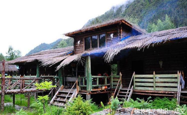 西藏林芝有个民族，住在深山峡谷中，至今还保留着这个古老习俗