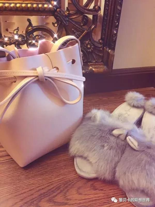 这些千元级美貌包包到底有什么魅力，让她们天天都想背！