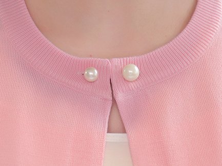 吃土也要给50岁妈买3套，9月刚上新的开衫，一件比一件显美嫩