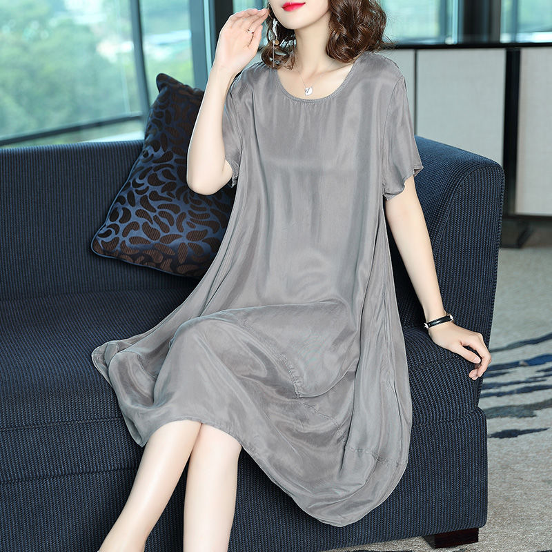 妈妈穿这样的裙子上街，竟被小朋友叫姐姐