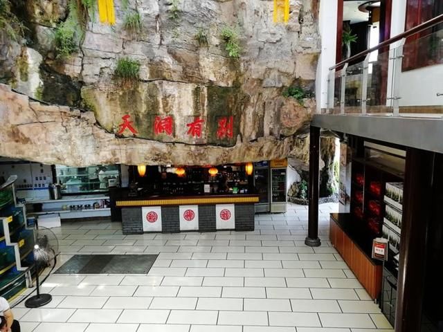 建在悬崖边的全球九大岩洞餐厅