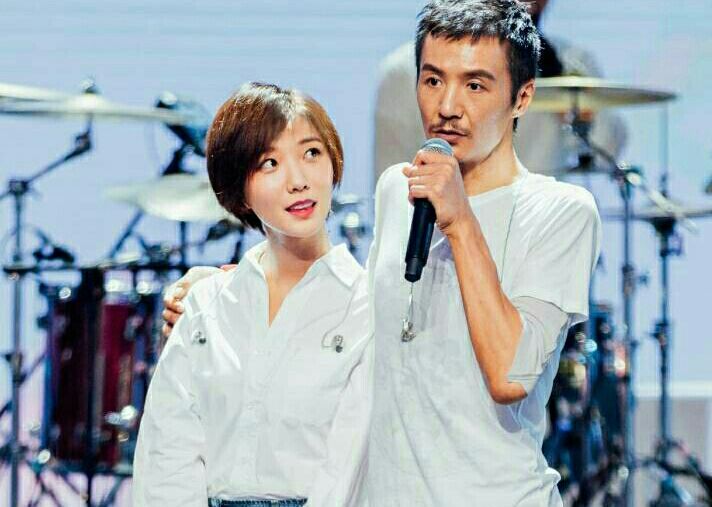 跑男和向往的生活同时上,继韩雪张杰后,她要刷