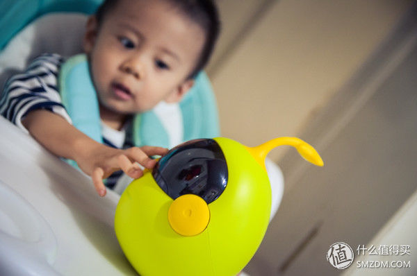 可情感对话支持远程查看宝宝动态的布丁迷你豆智能机器人了解下