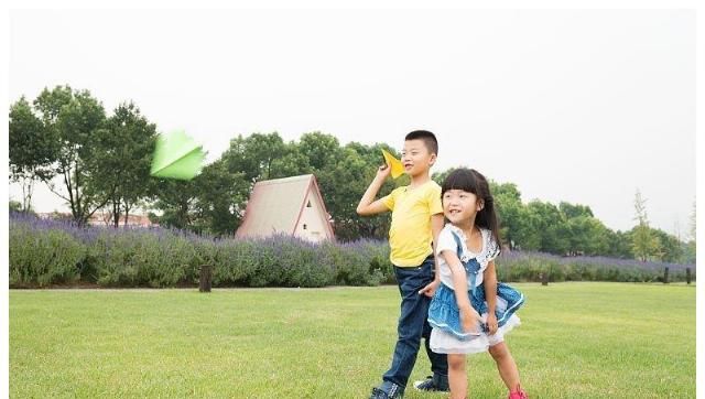 #好奇心#20年后,3种孩子将不会被淘汰,你家孩子占几条?