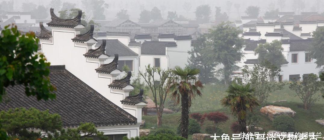 黄州古城内唯一的一座老宅，宅内石构件上竟刻有文字！