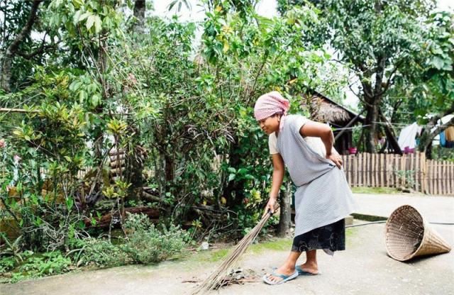 印度就是“脏乱差”？这个印度小村的整洁干净，连日本都甘拜下风