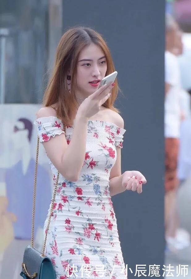小姐姐|小姐姐,让她的气质显得更加优雅!