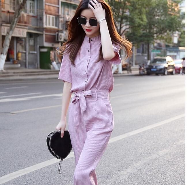 马上7号就立秋了，连衣裙靠边站，新版初秋套装来袭，迷人更显瘦