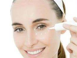  「眼妆」为什么自己画眼妆显脏，而明星化眼妆这么显干净？原因在这里