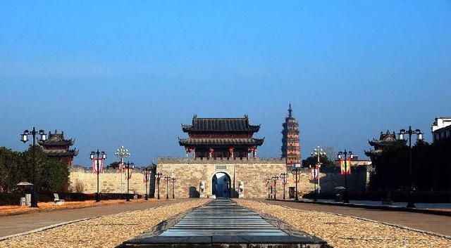 江西11地市GDP排行榜：南昌5000亿，赣州2500亿，九江2407亿