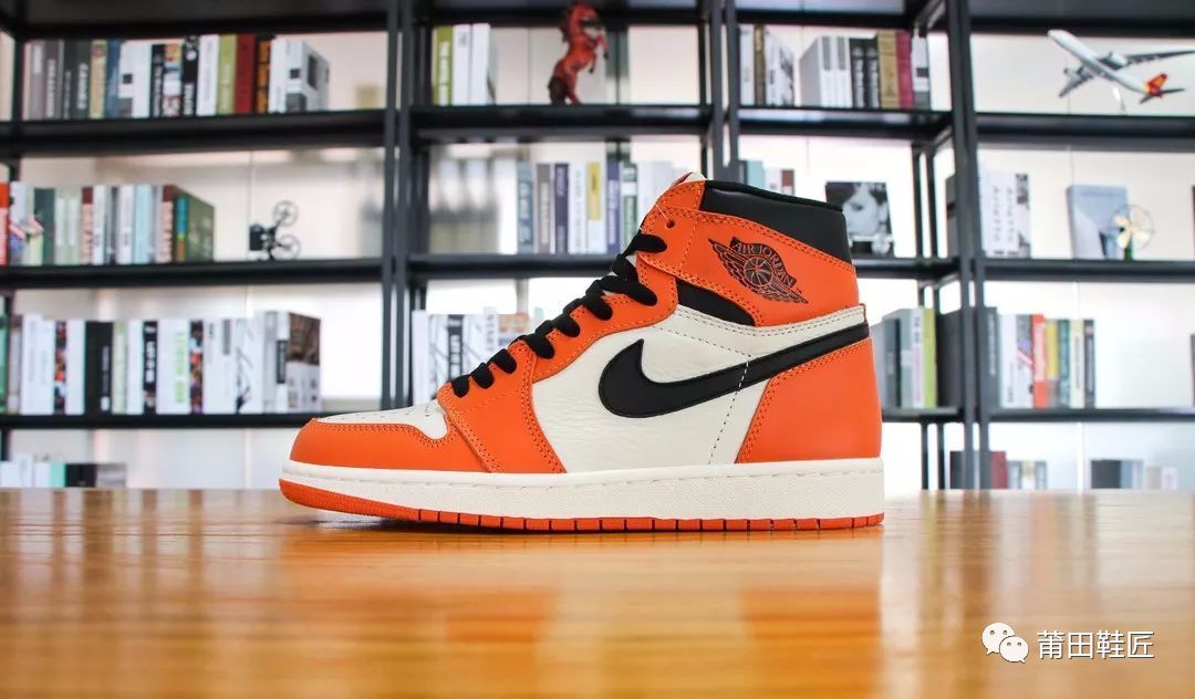  Nike@Nike Air Jordan 1“白扣碎”真假对比！