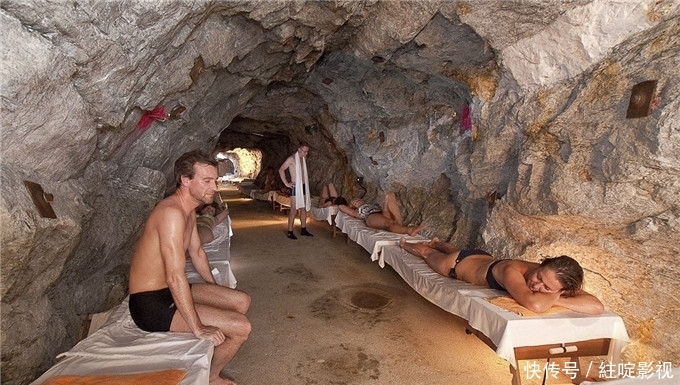 世界上最危险的废弃金矿,地下火山喷出致癌氡气,来的却都是病人