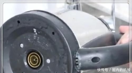  真的：用电热水壶烧水的看看，真的别再大意了，别说没有告诉你