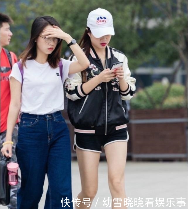  「至极」街拍：明眸皓齿可爱至极，丰腴有致，独特风韵，女人味十足