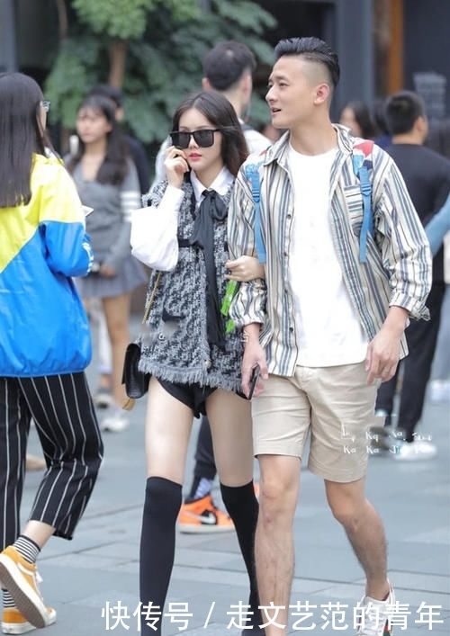  【毒液长袜靴】小姐姐不爱马丁靴，非拿“毒液长袜”当靴子穿，哪知腿细成了电棒