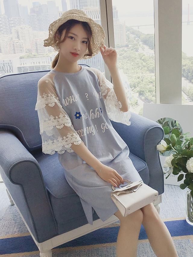 颇具设计感的休闲范连衣裙，穿上它你就是人群中时尚的那个