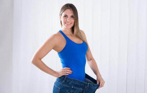 女子身高152-176cm标准体重对照表，别盲目减肥了，你或许并不胖