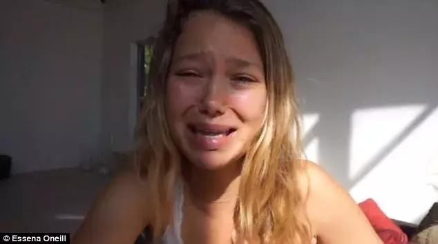 300万粉 or 查无此人？你关注的网红可以假到什么程度？