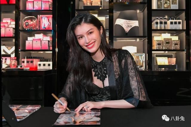 维密超模怎样选内衣？让何穗亲口告诉你