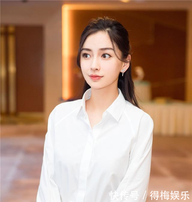 看了杨颖的白裙子，再看看李菲儿，网友黄晓明你会想不开吗