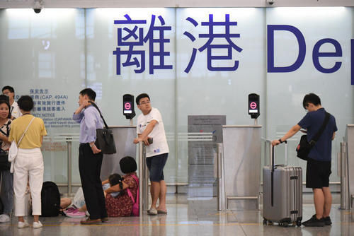 警方必须采取严正行动制止暴力行为