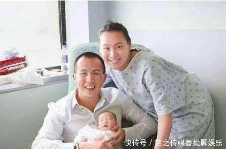 #刘銮雄#43岁吕丽君近照曝光,身材远胜甘比,曾距刘銮雄“正宫”一步之遥