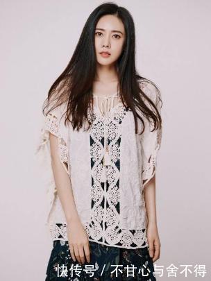 韩国女星秋瓷炫，成为“中国媳妇”后，穿蕾丝长裙，尽显性感身材