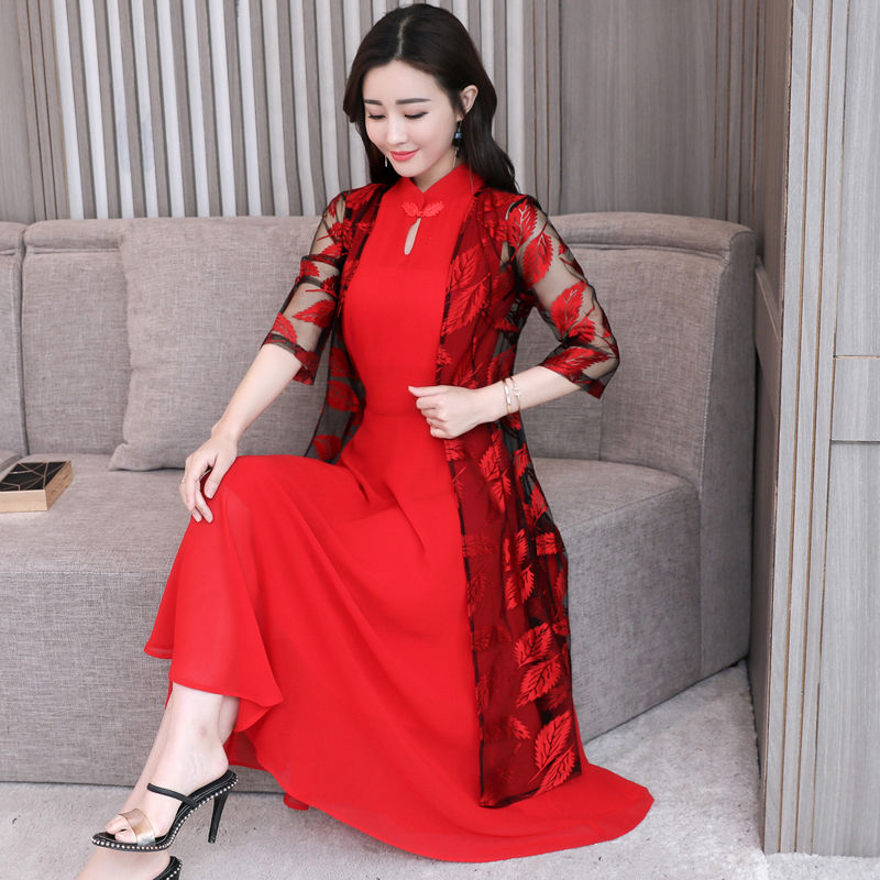 等七八天，旗袍裙终于上新!看完立马买2件，婆婆穿美到不可思议