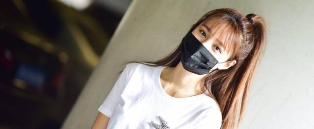 沈梦辰戴着口罩出街 网友隔空喊话：遮住了半脸依旧撩人