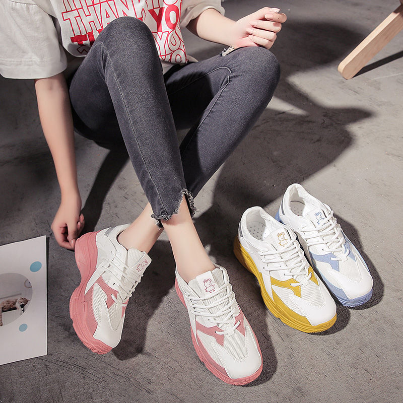 姐姐你穿的鞋落伍了!夏季最流行的小白鞋，有魅力超年轻