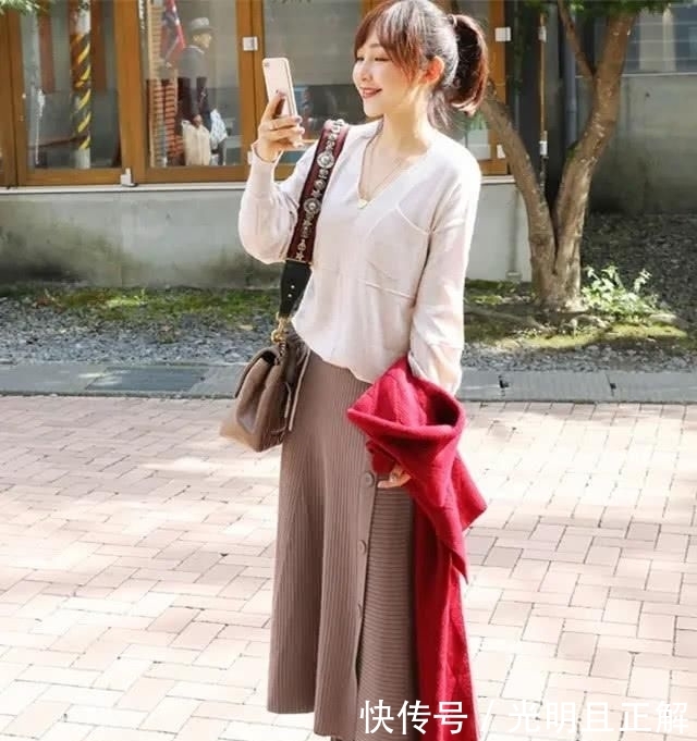 『飞扬』裙舞飞扬,2020春夏裙装搭配全解析,你想要的都在这里