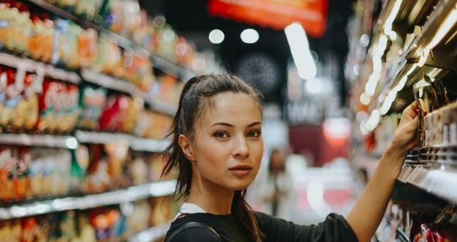  「表达」中式英语No.1错误：I want 我想要！