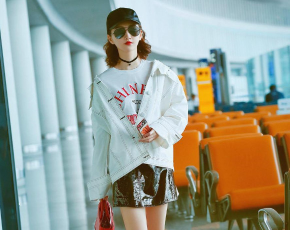 景甜被张继科逼着去减肥了?逆天竹签腿让人看呆,瘦了20斤不止!