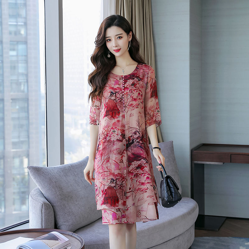 终于找到了，6070穿显嫩又洋气，比雪纺好看百倍的“冻龄裙”