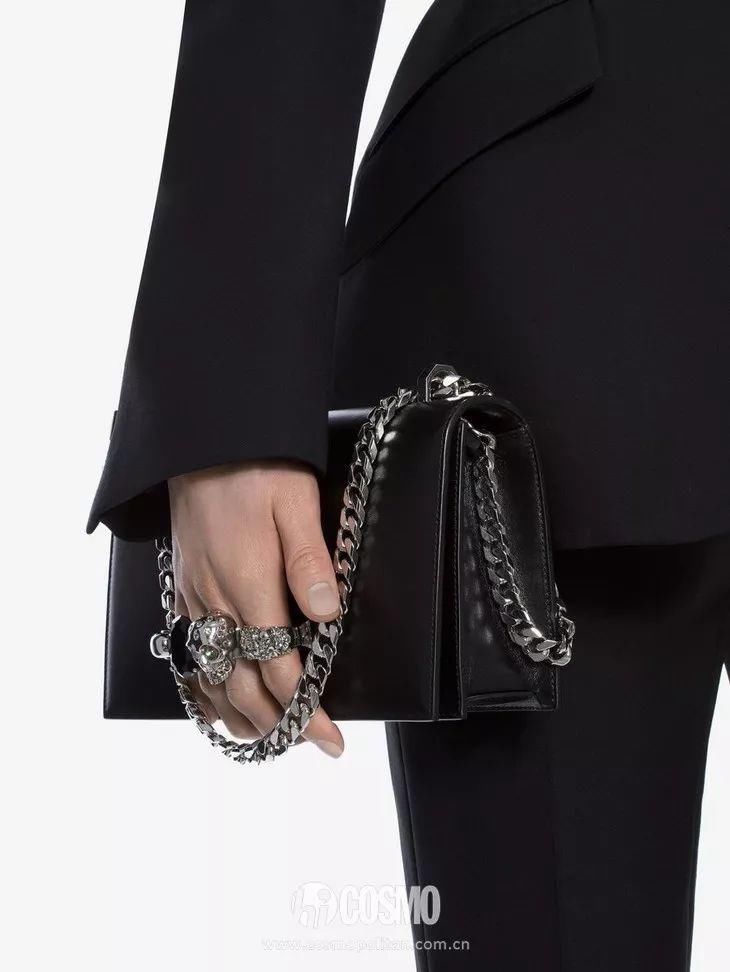 买那么多包,都不如买一只有“安全门”的包!