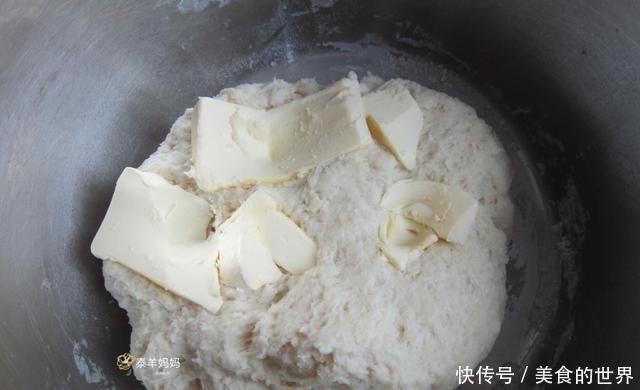 隔天:挑战手工吐司,成功搞定,隔天还能拉丝,暄软好吃,早餐不愁
