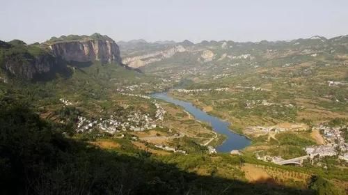 贵州的八条绝美公路，沿途有无数美景！自驾游的最佳之选~