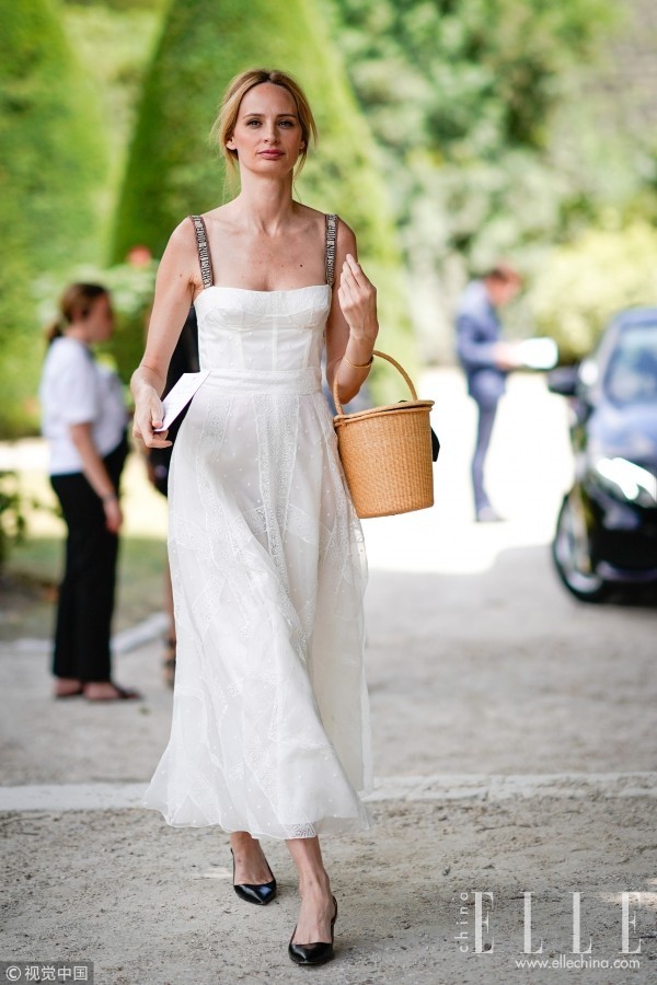 菜篮子hold不住，藤条包试试看？