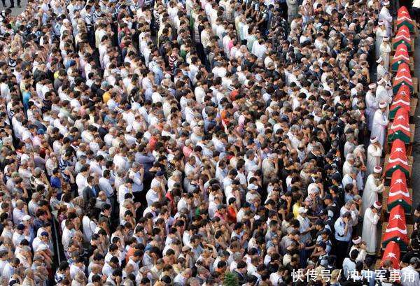 30年后，中国人口剩余多少亿？专家；这数据让人有些恐慌
