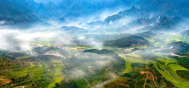 今明两年内完成县域、村域乡村振兴战略规划