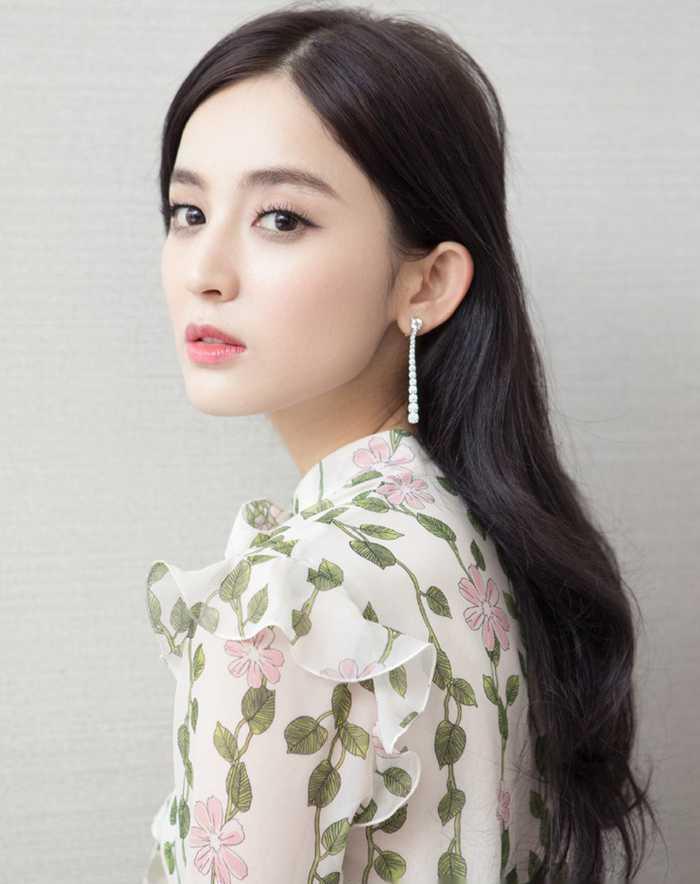 『少女』不是所有人穿碎花裙都是少女感, 穿错就是大妈感, 你穿对了吗