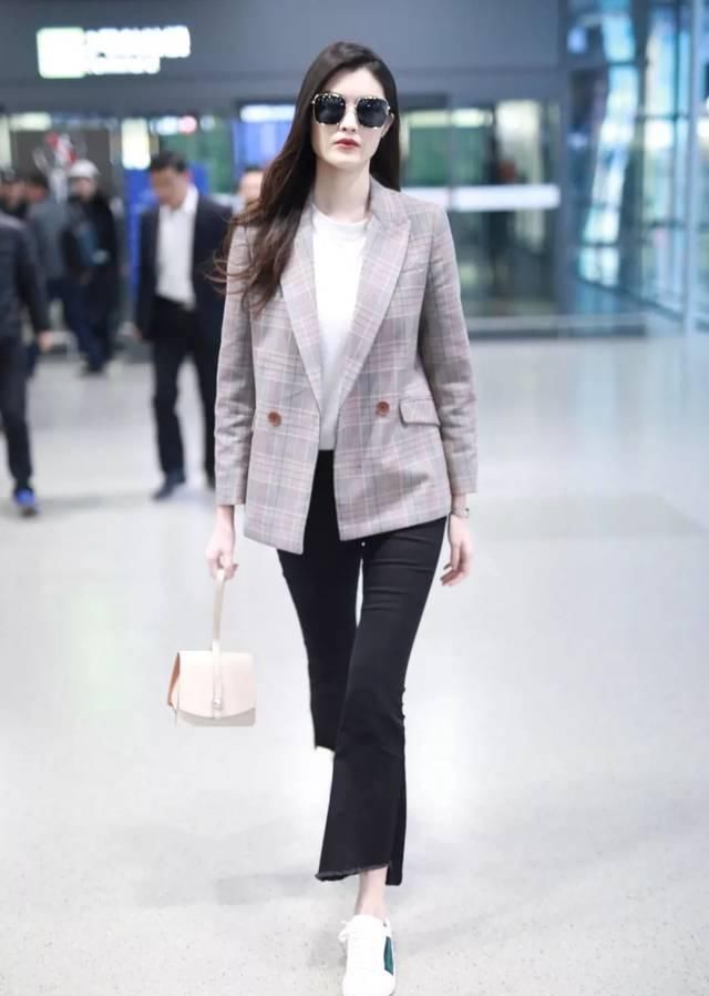 『短袖』【妆衣时尚潮流】现在开始穿西服 短袖了,给你美爆全部初春!!