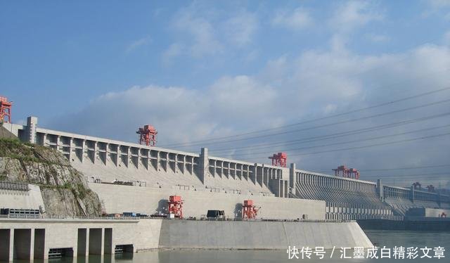 历史上的今天中国开工修建三峡大坝，深度剖析三峡大坝的利与弊