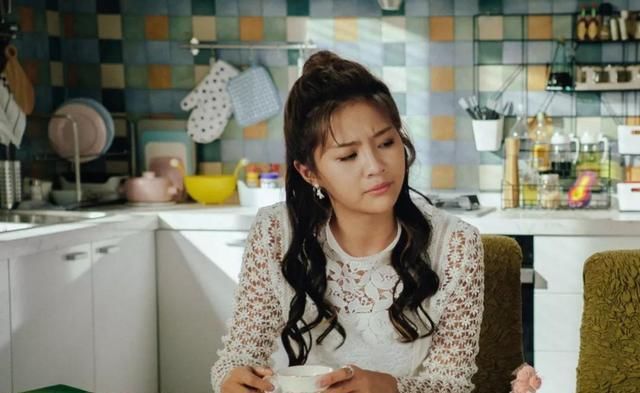 爱5张伟和谁在一起