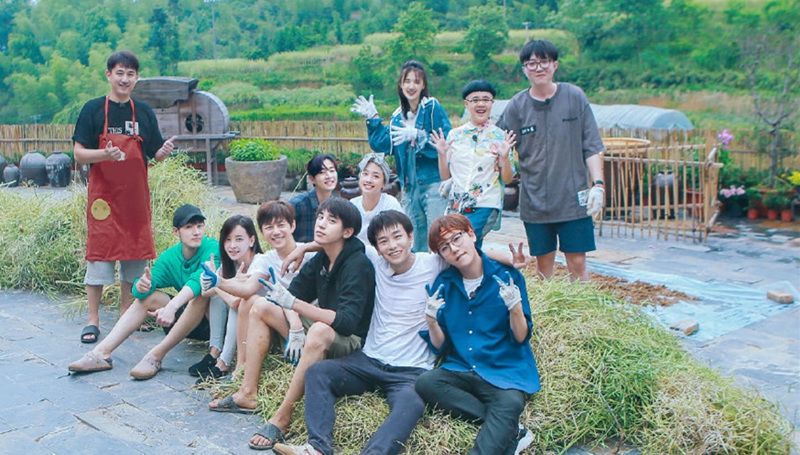  #综艺节目#《向往的生活4》原班人马回归将开拍做客嘉宾阵容简直是神仙打架