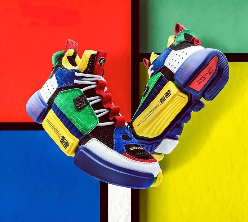 想让路人管不住眼睛?这 11 款球鞋随便一双都可以!