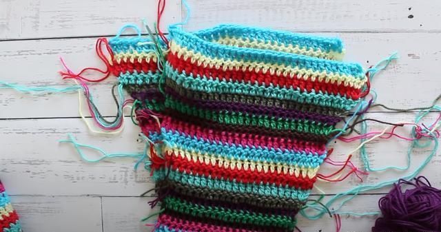  #融入#这样的钩针衫时尚又洋气，大胆融入自己喜欢的配色，彩虹衣教程