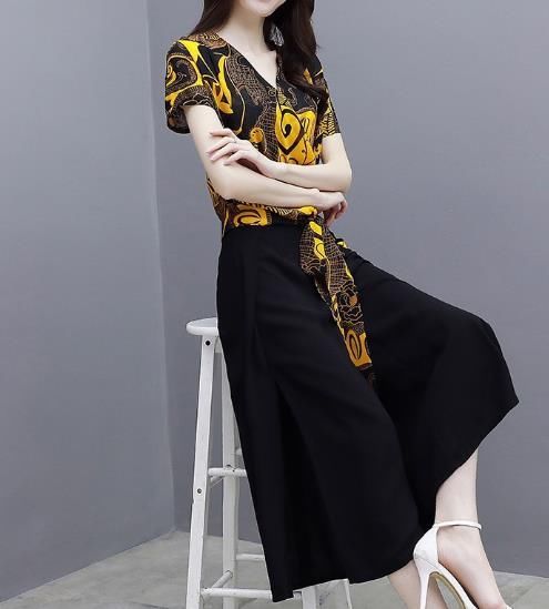 比裙子洋气百倍的套装，优雅又迷人，高挑显身材最适合80后女人