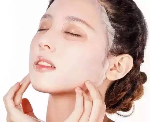 皮肤越来越差？那是因为没注意夜间护肤步骤！