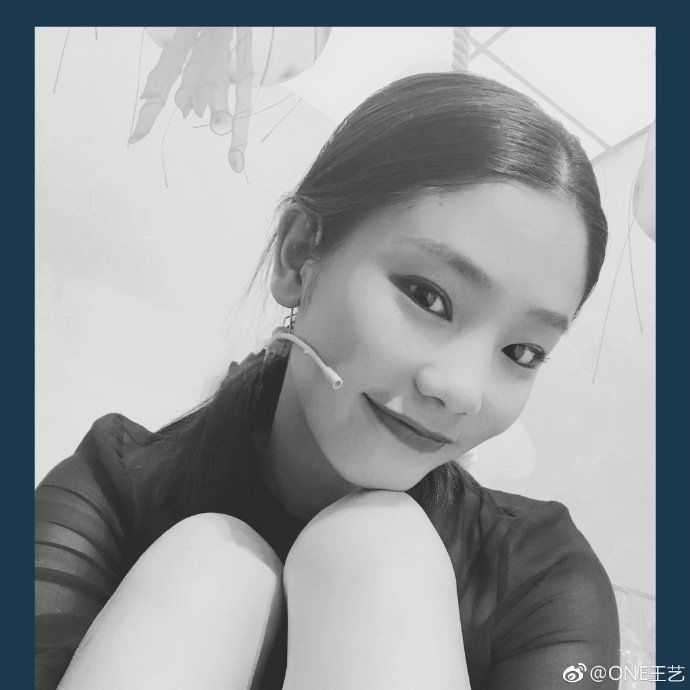 阚清子也太惨了吧!纪凌尘和王艺都忙着否认“出轨”，她却在朋友